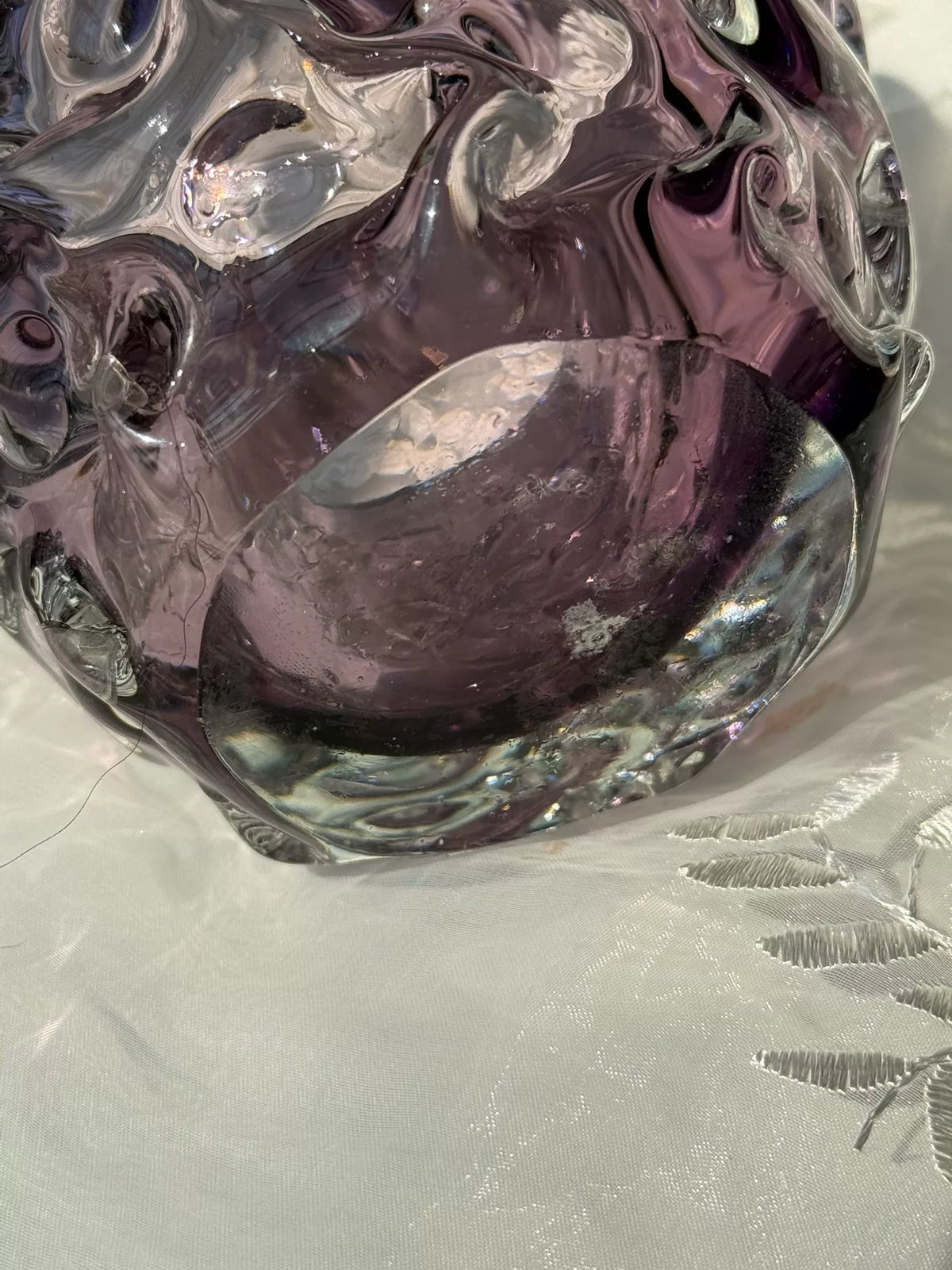 Vintage Glasgefäß in Violett, 11 cm hoch