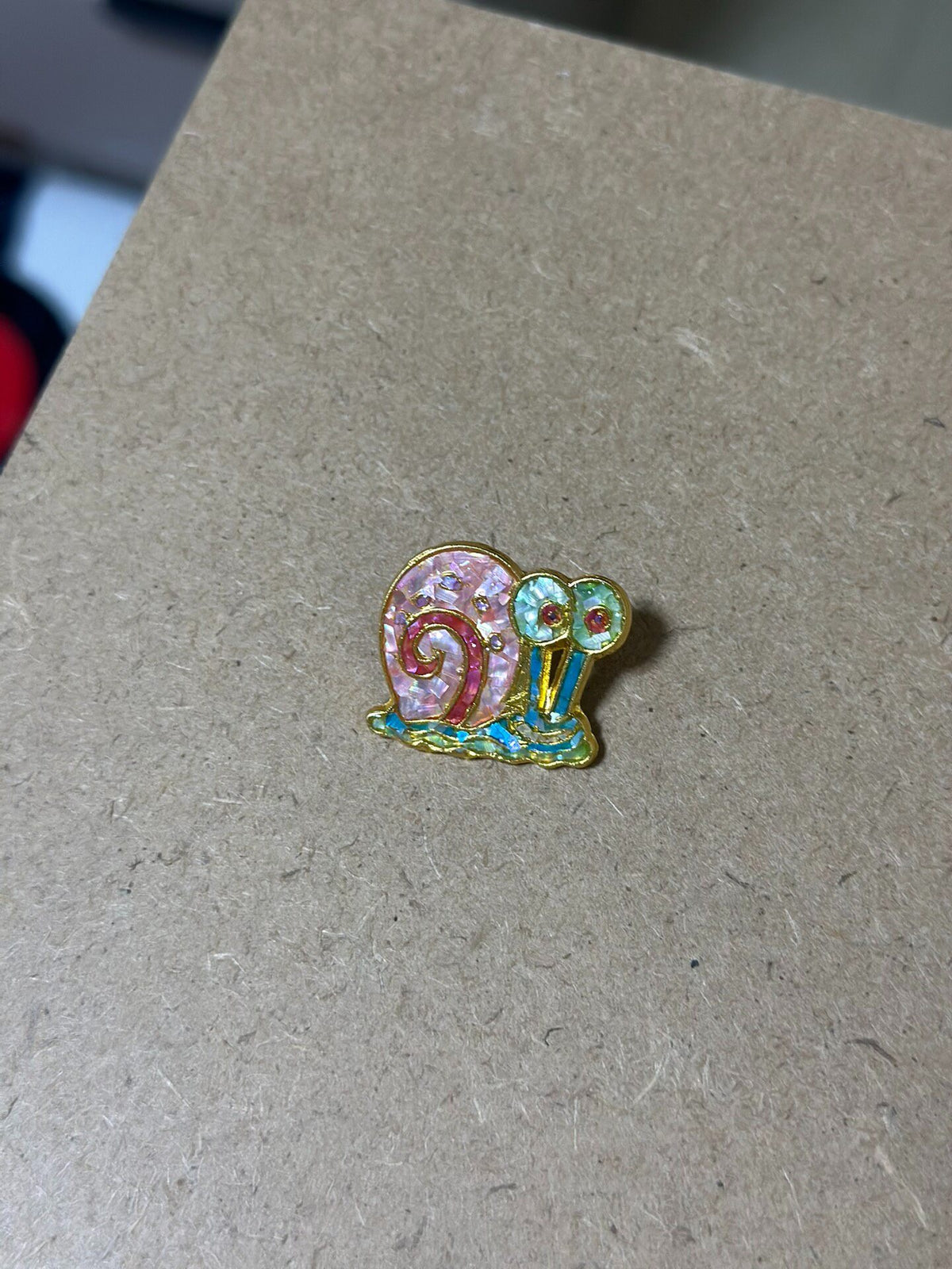 Mother-of-Pearl Snail Brooch Magnet