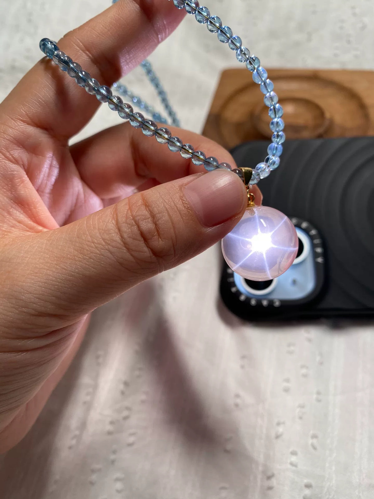 Colar de Contas de Água-Marinha com Pendente de Quartzo Rosa