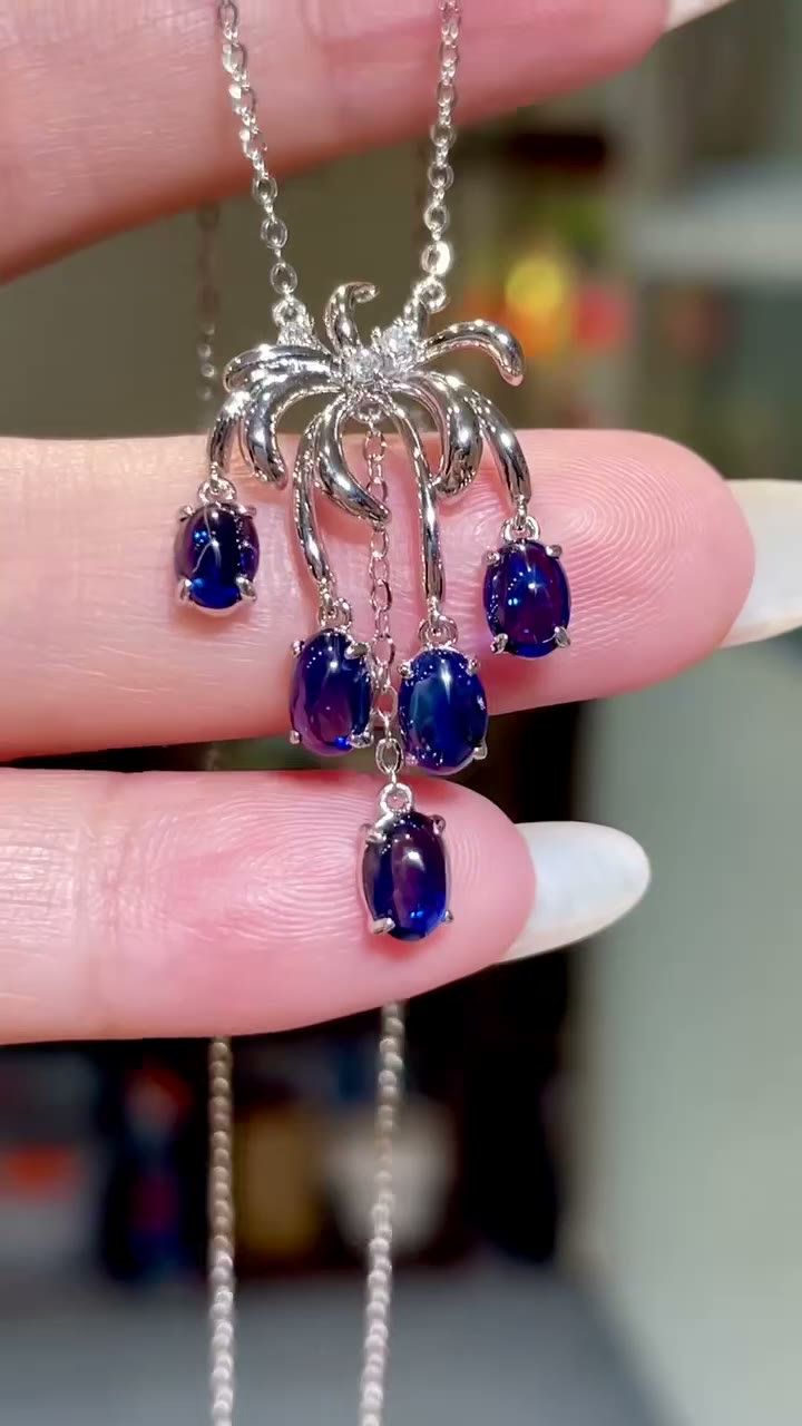 18k Gold Sapphire Palm Tree Pendant Necklace