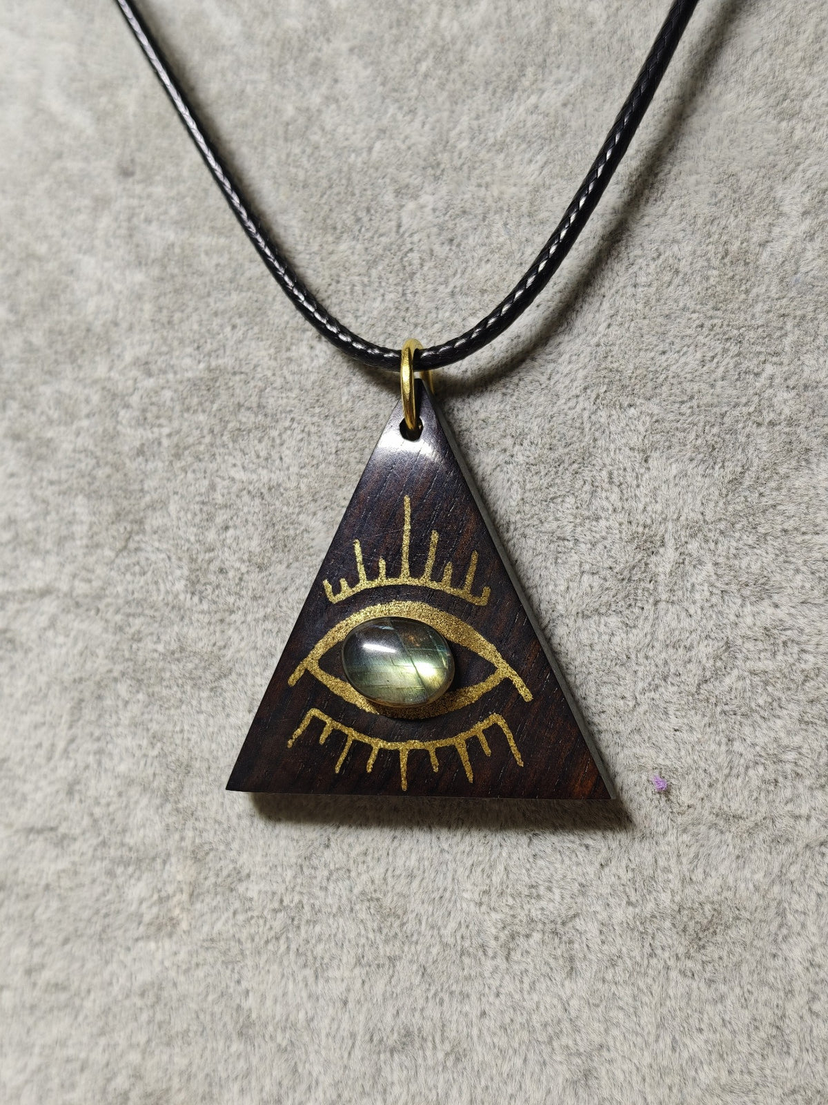 Black Ebony Eye Totem Labradorite Pendant