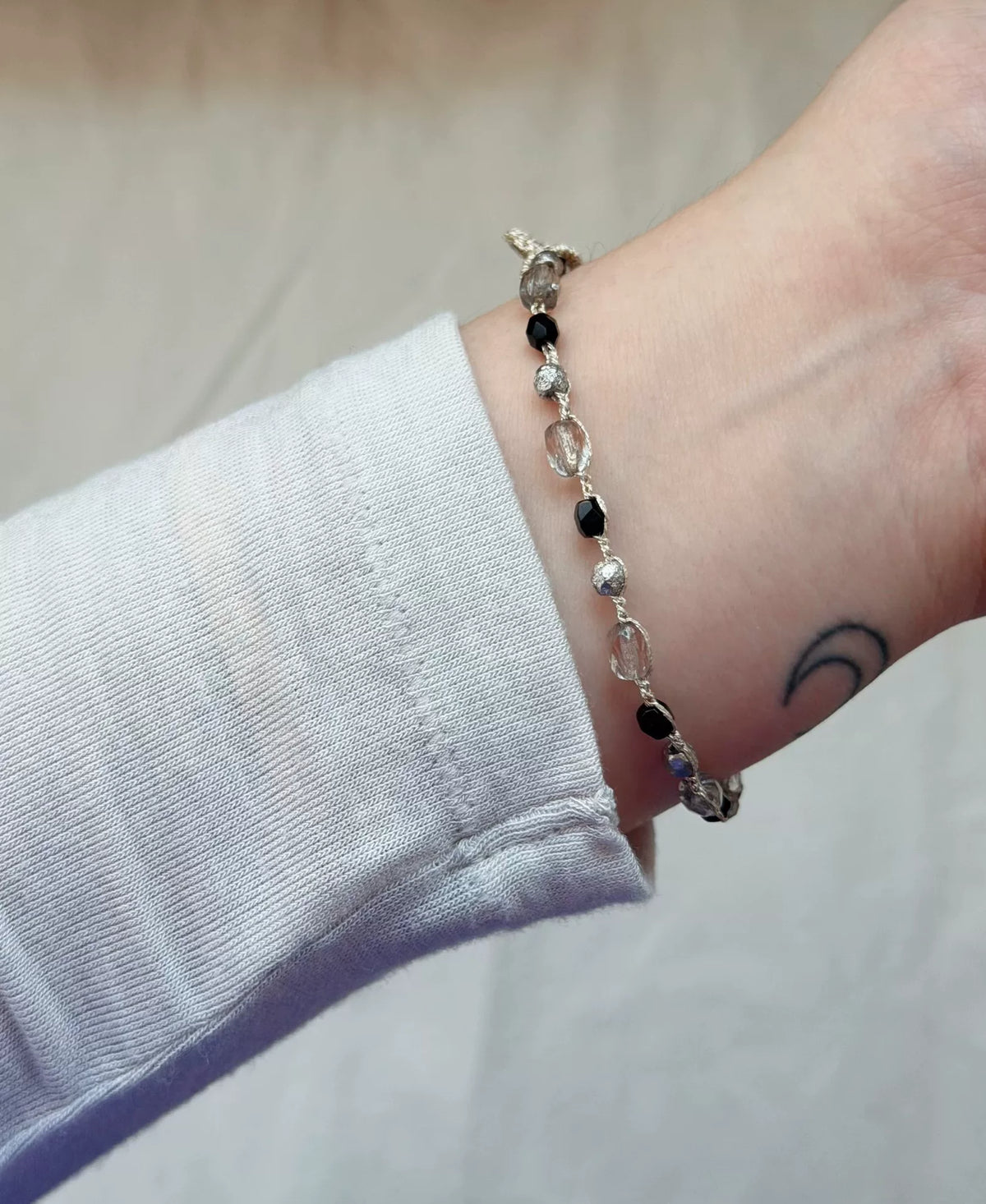 Pulseira de Fio Japonês Artesanal em Cobre Banhado a Ouro