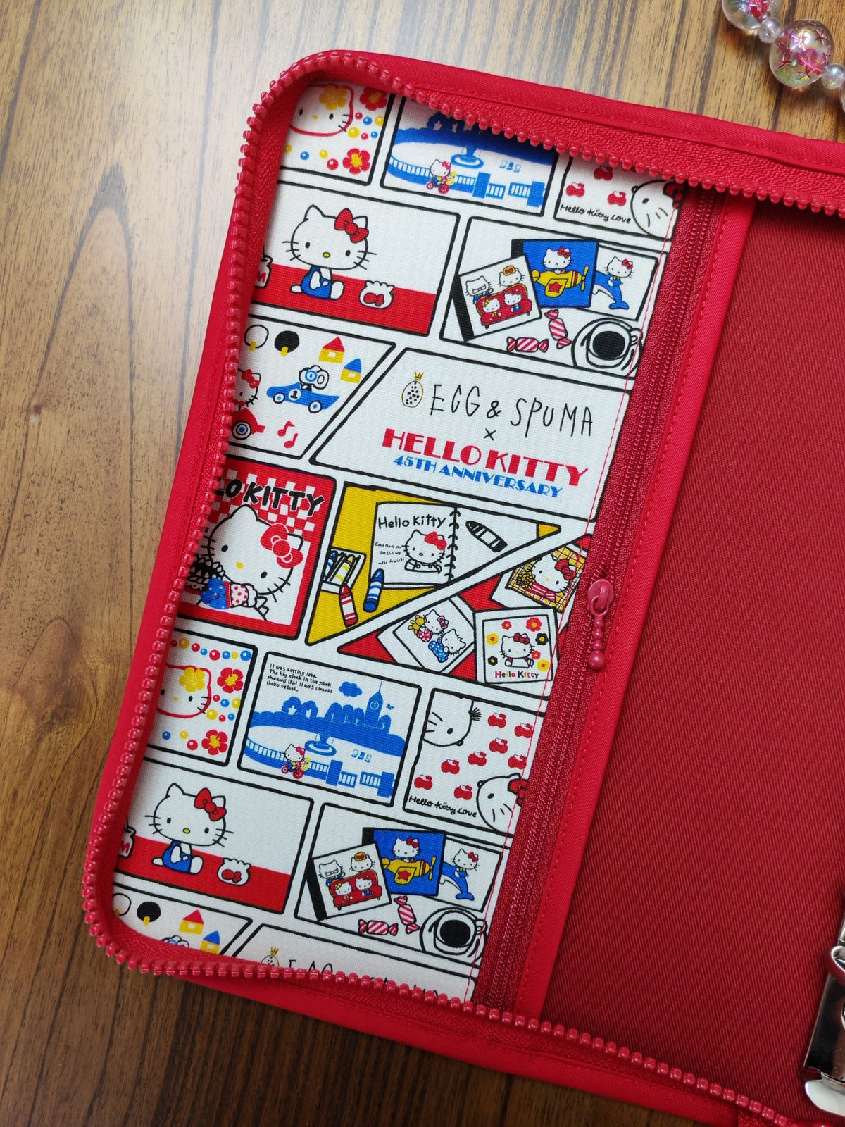 ハローキティ A5 ジップ リングバインダー ノートブック