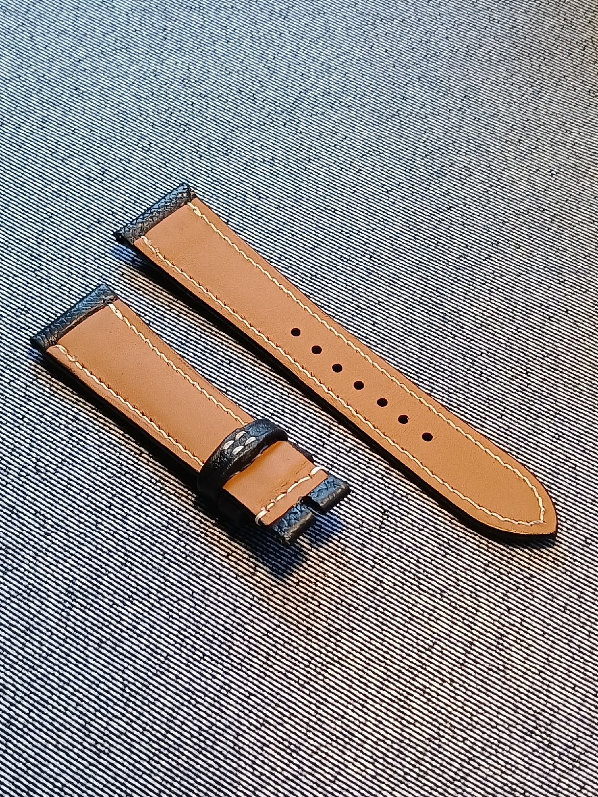 Epsom Leather Watch Strap 22mm Black