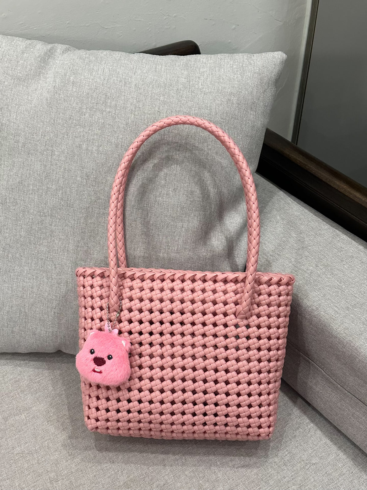 Bolso de Mimbre Rosa Tejido a Mano