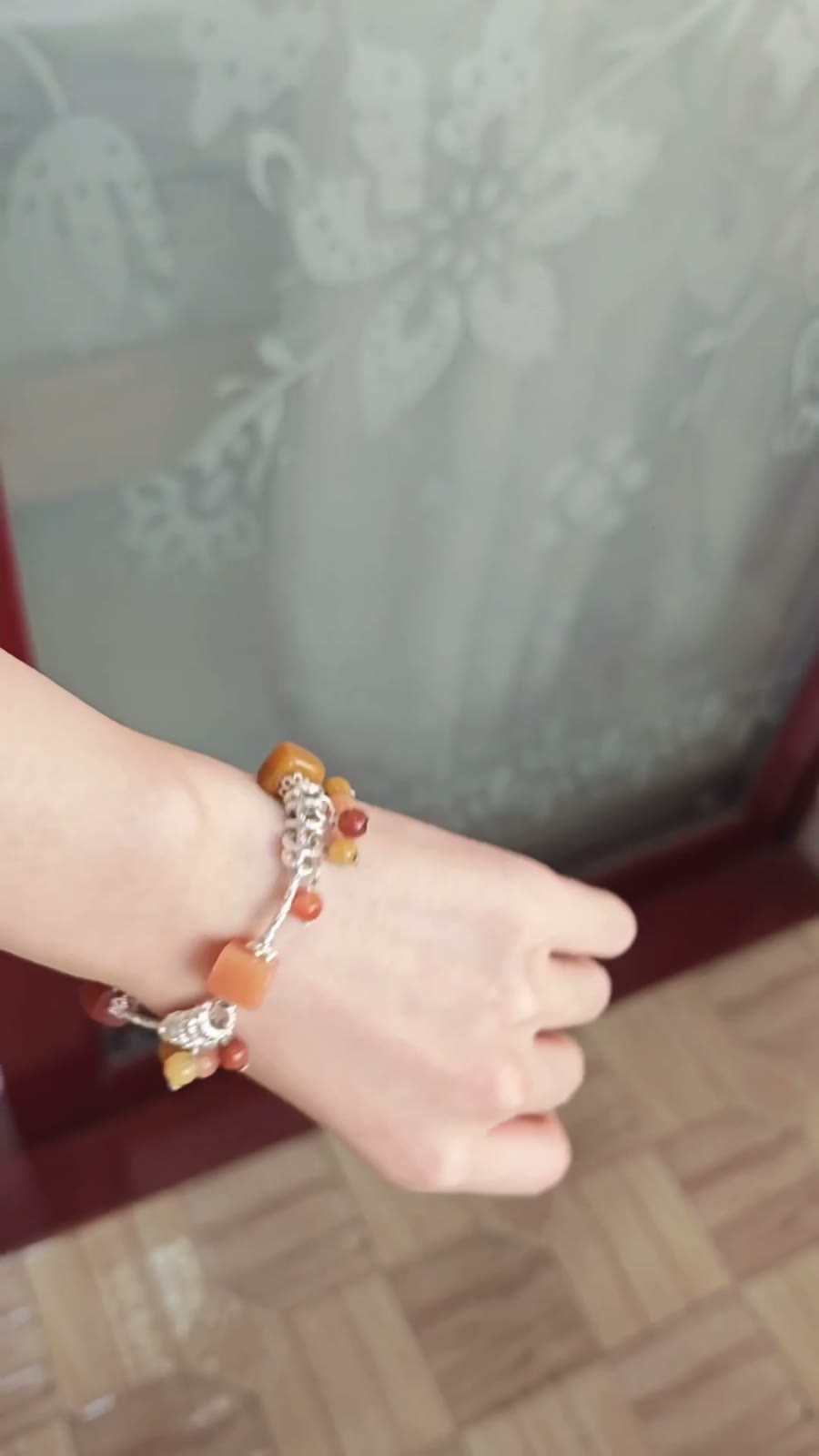 Pulseira de Jade de Seda Dourada 15cm