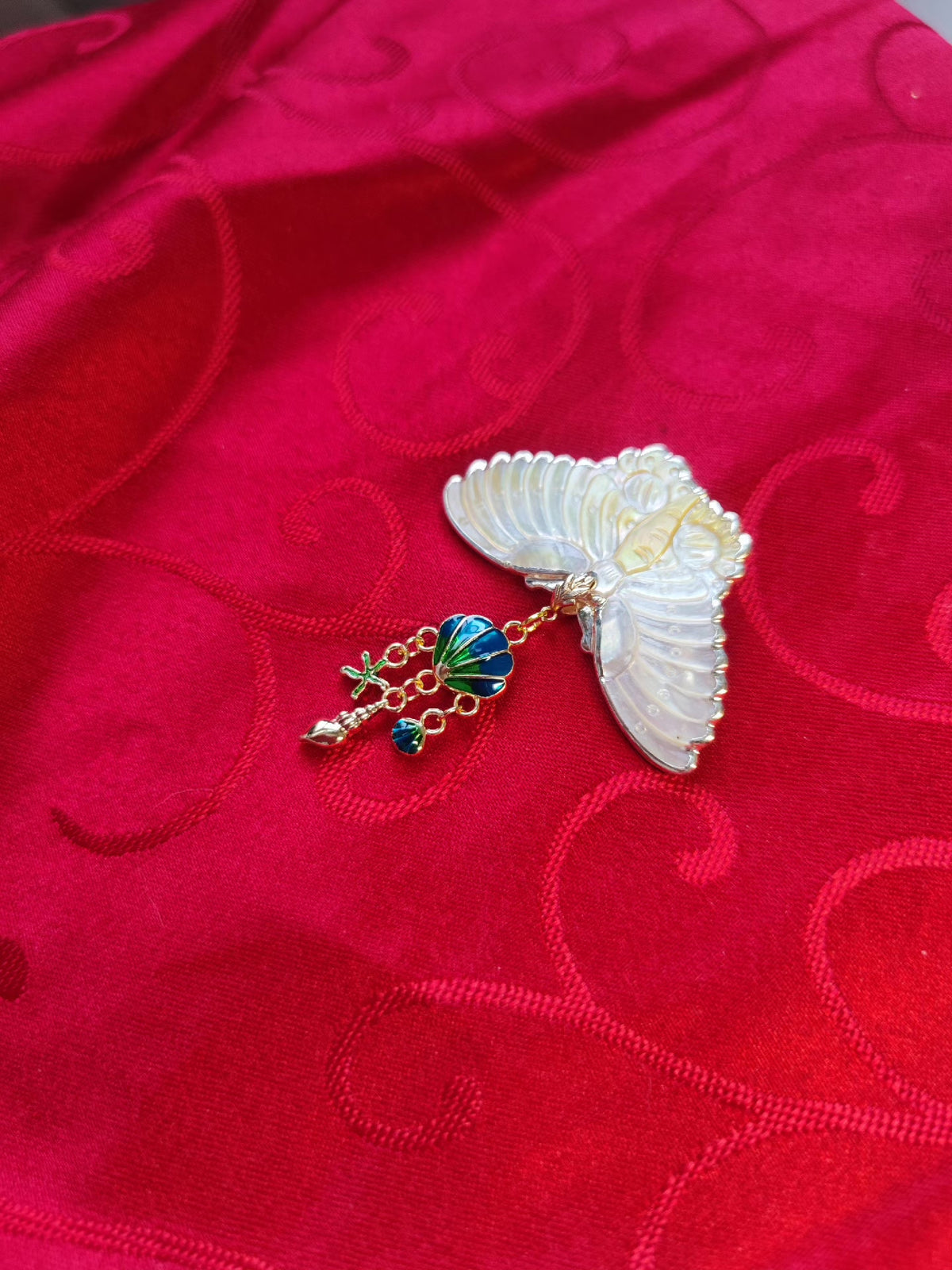 Shell Butterfly Tassel Brooch