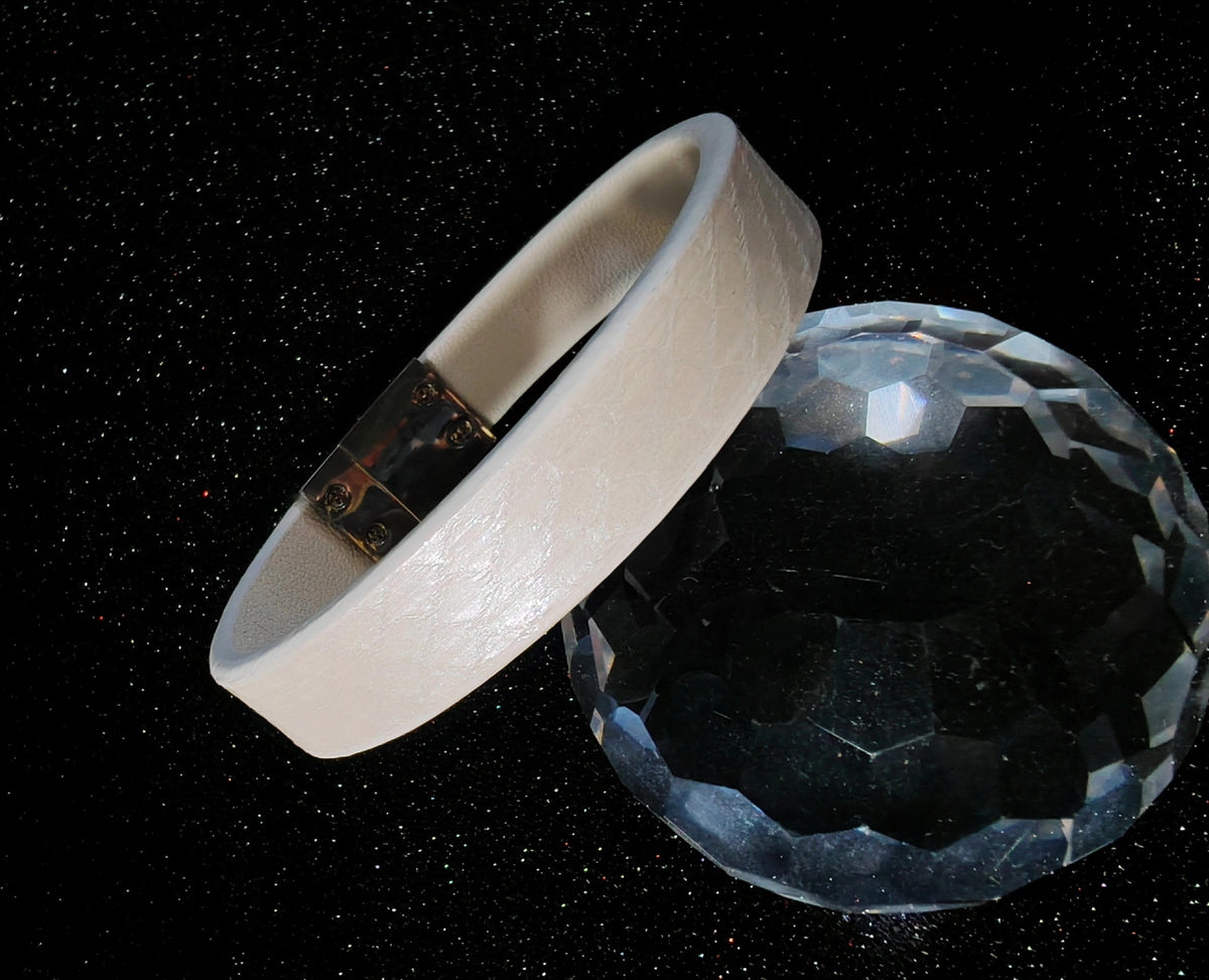 White Leather Magnetic Clasp Cuff Bracelet