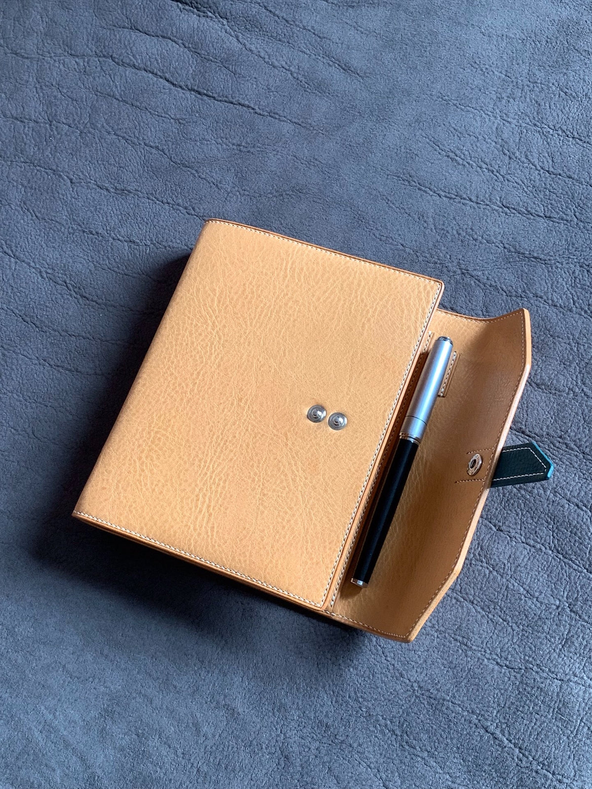 A6 Drievoudige Organizer in Italiaans Mbox-leer