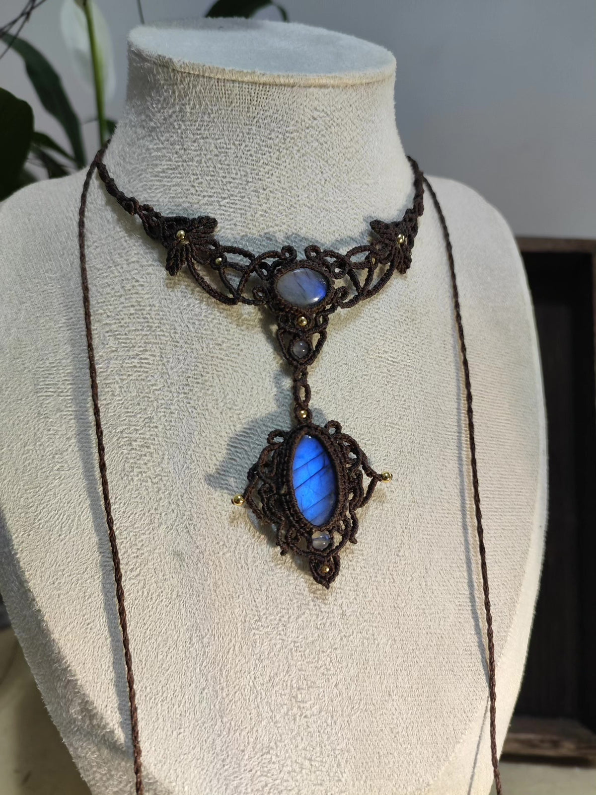 Handmade Labradorite Macrame Necklace