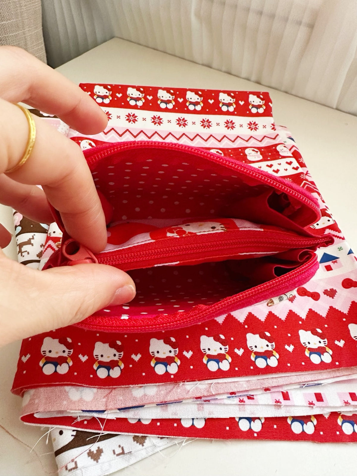 Handmade Shell Pouch Fair Isle Kitty