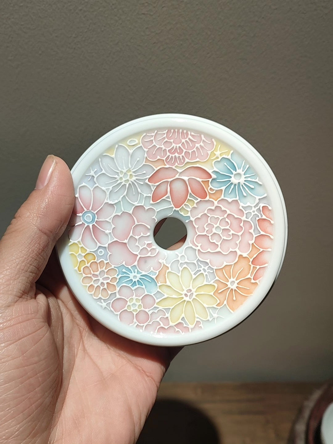 Jade Clay Floral Relief Ceramic Mug with Lid