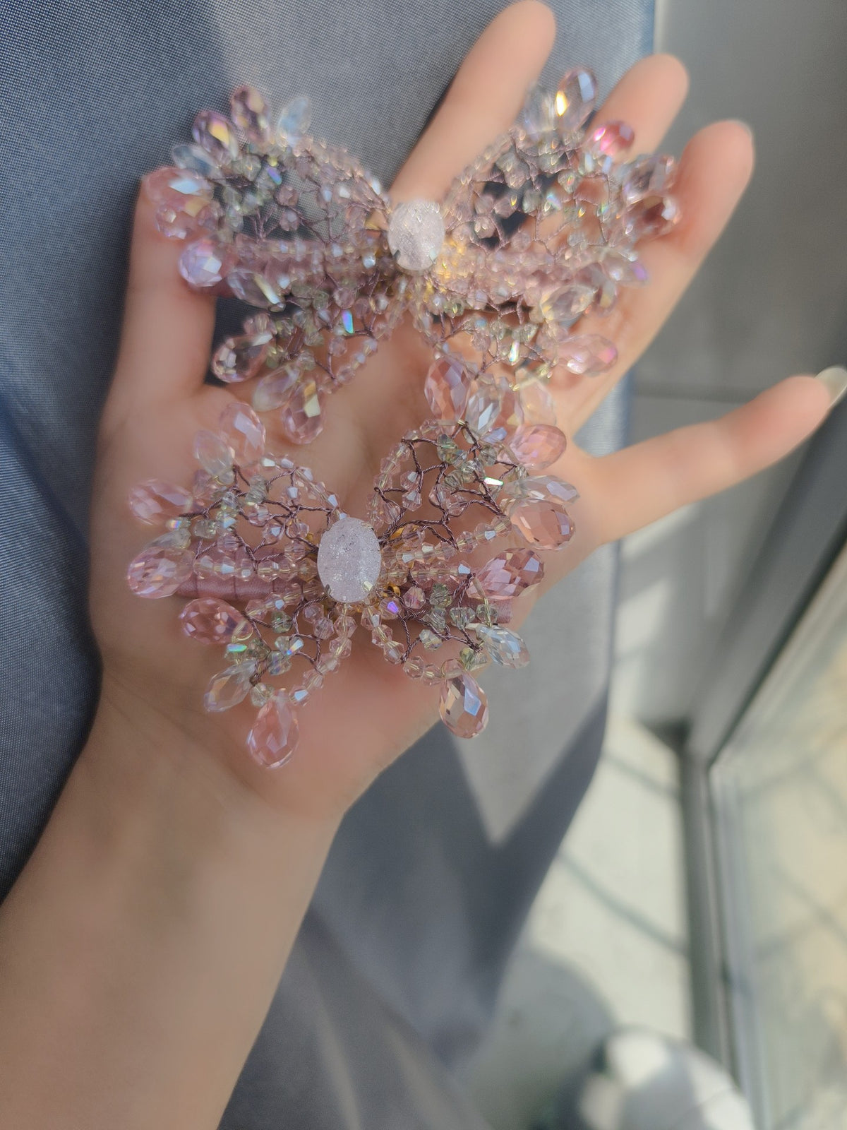 Rose Gold Butterfly Parallel Clip
