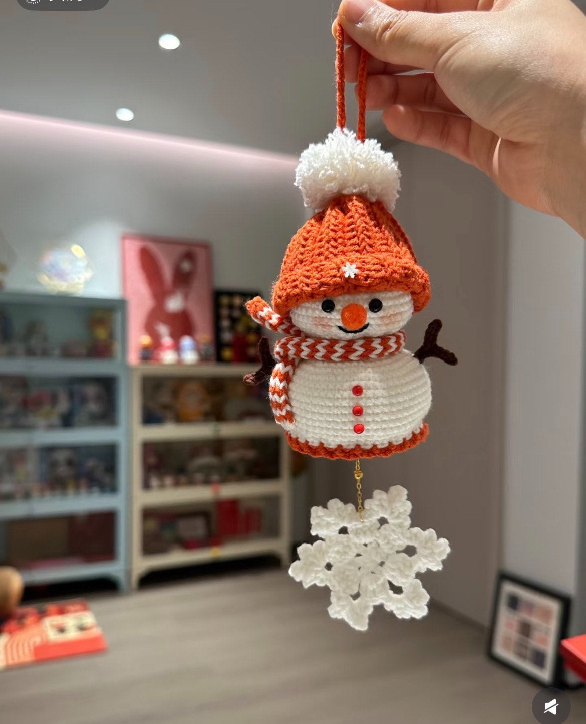 Adorno para coche de muñeco de nieve a ganch a mano