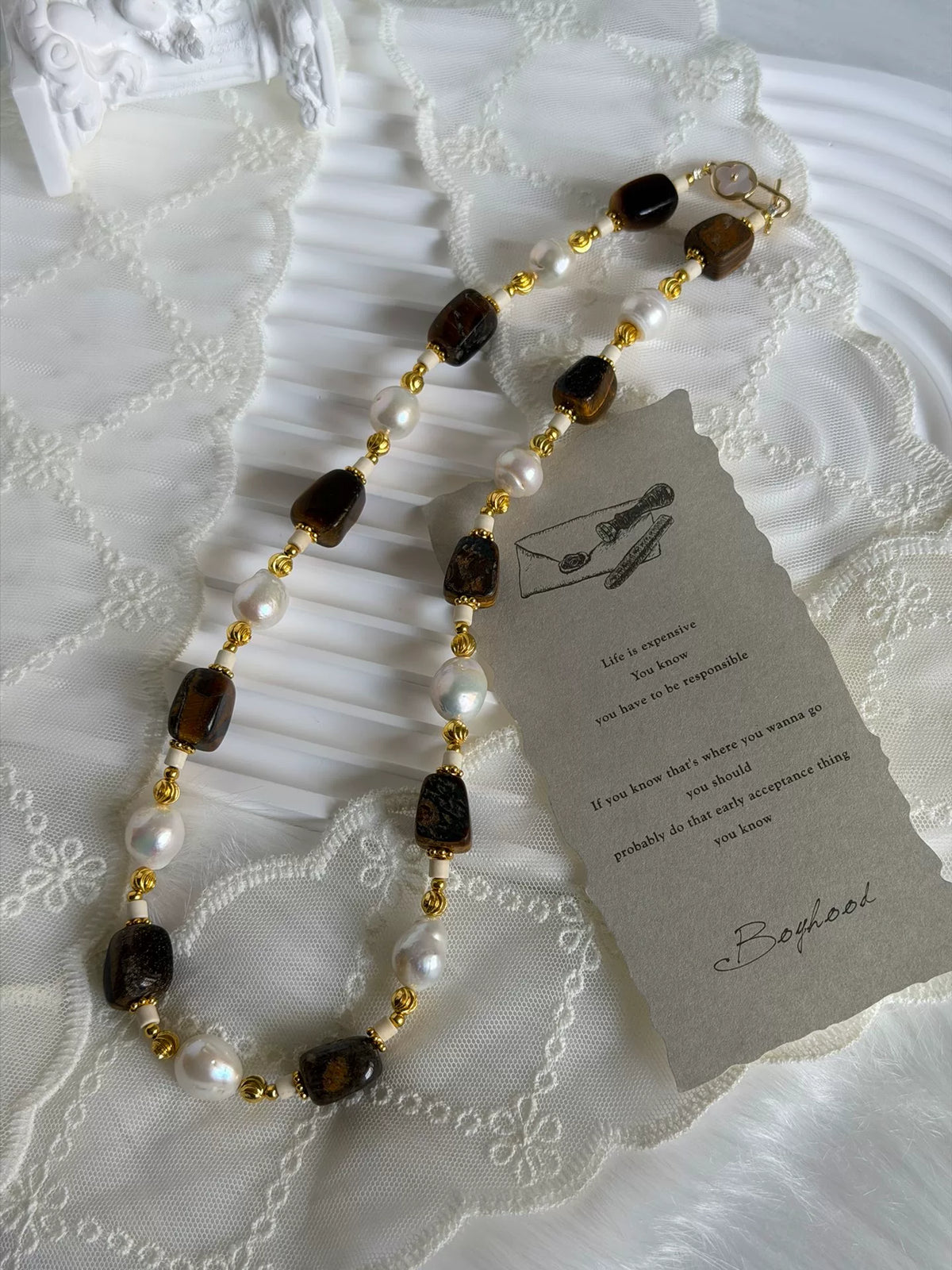 Collier de perles œil de tigre et perles