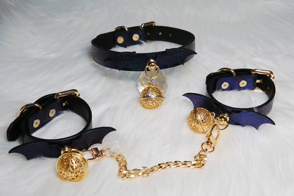 Set de brazaletes de cuero efecto serpiente azul oscuro