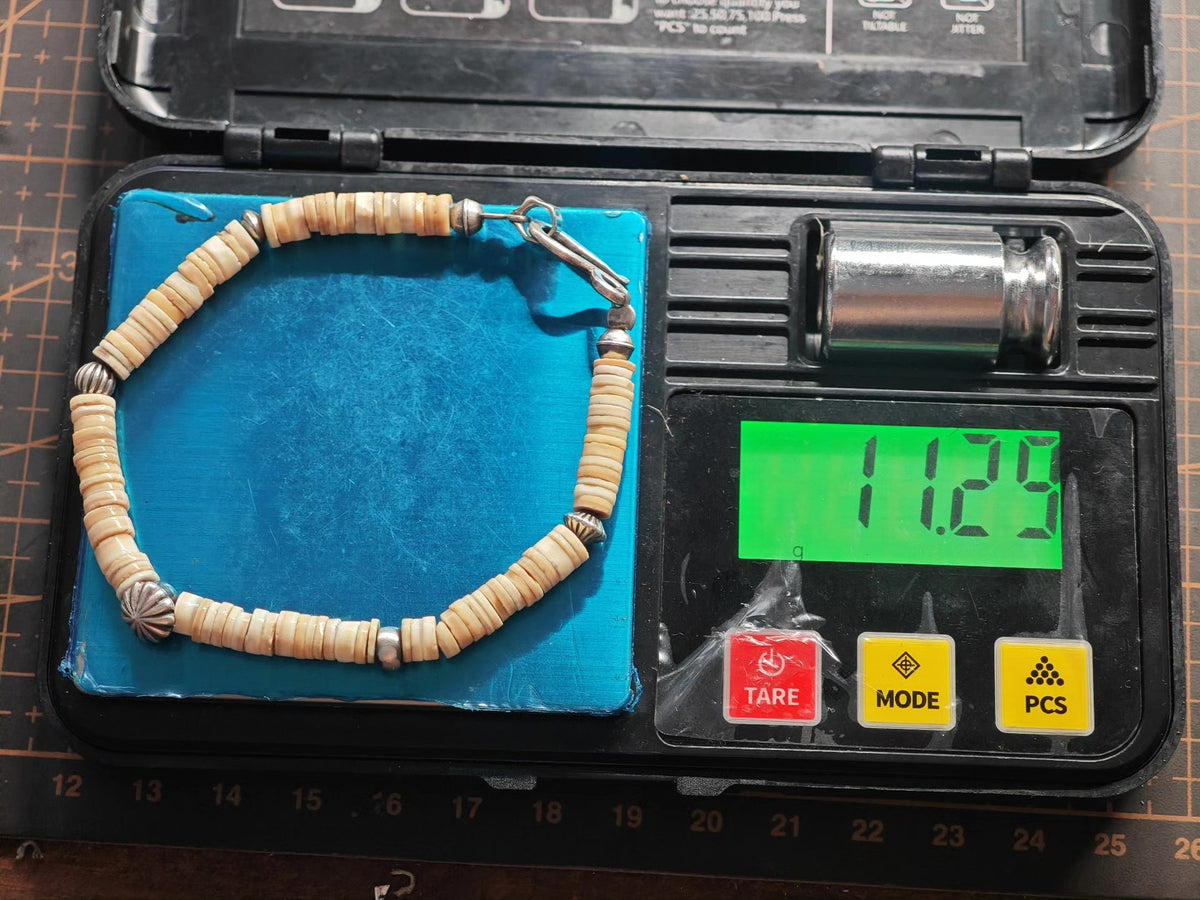 Handmade 925 Silver Navajo Shell Bead Bracelet