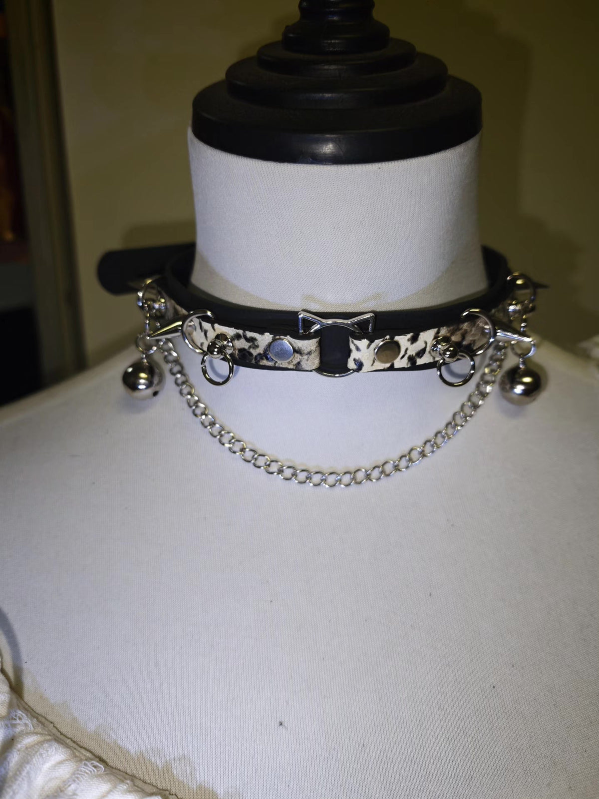 Handmade Bamboo Texture Leather Choker