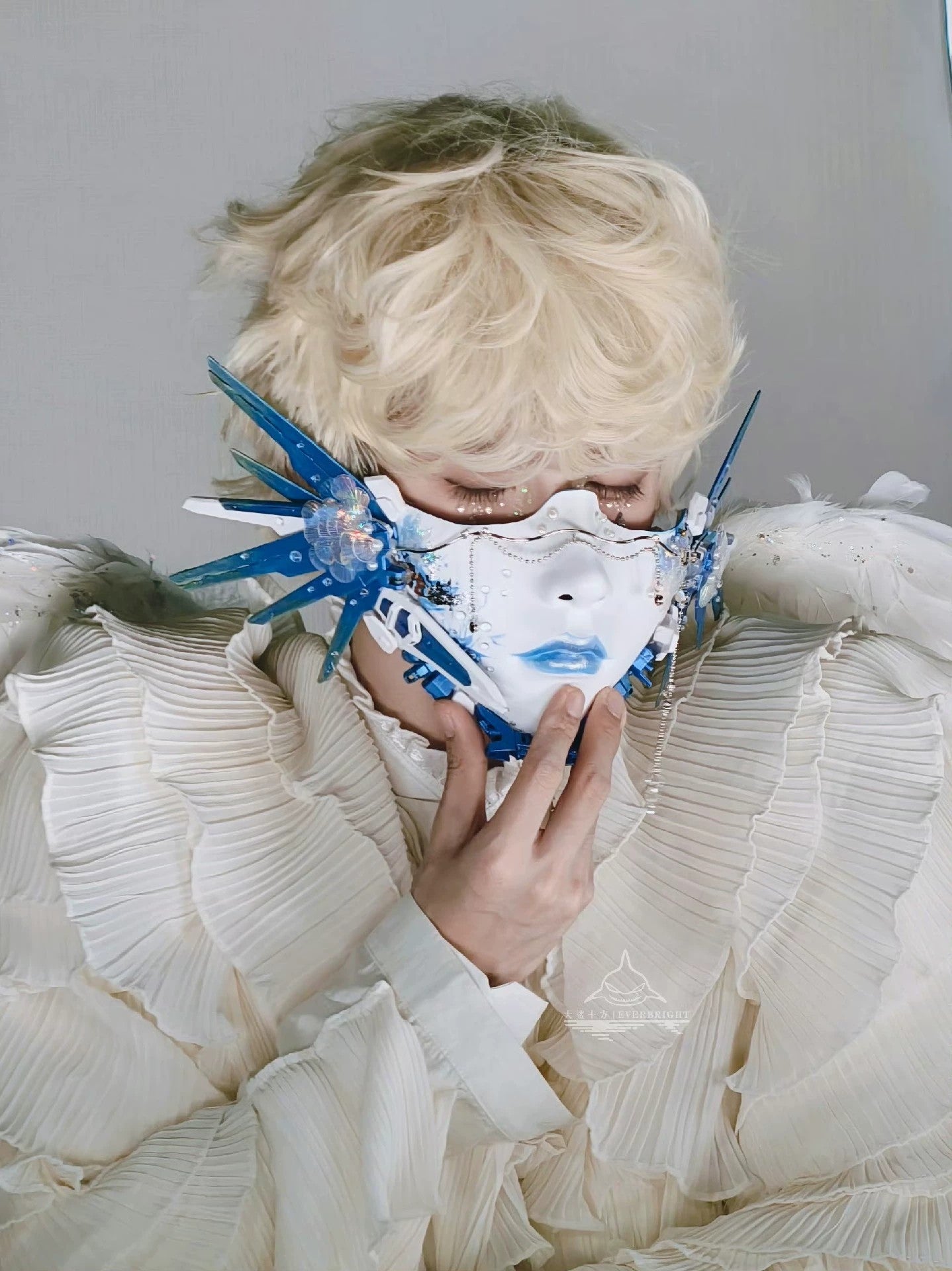 Cyberpunk Half-Face Mask with Blue Mechanical Fins and Pearl Beads