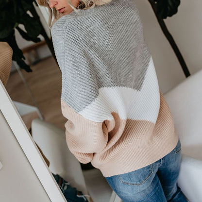 Pull rayé contrasté