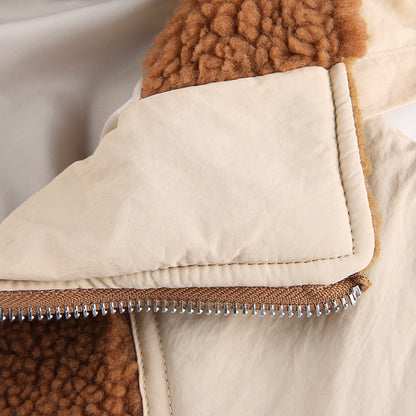 Veste ample en laine d'agneau à capuche et coutures