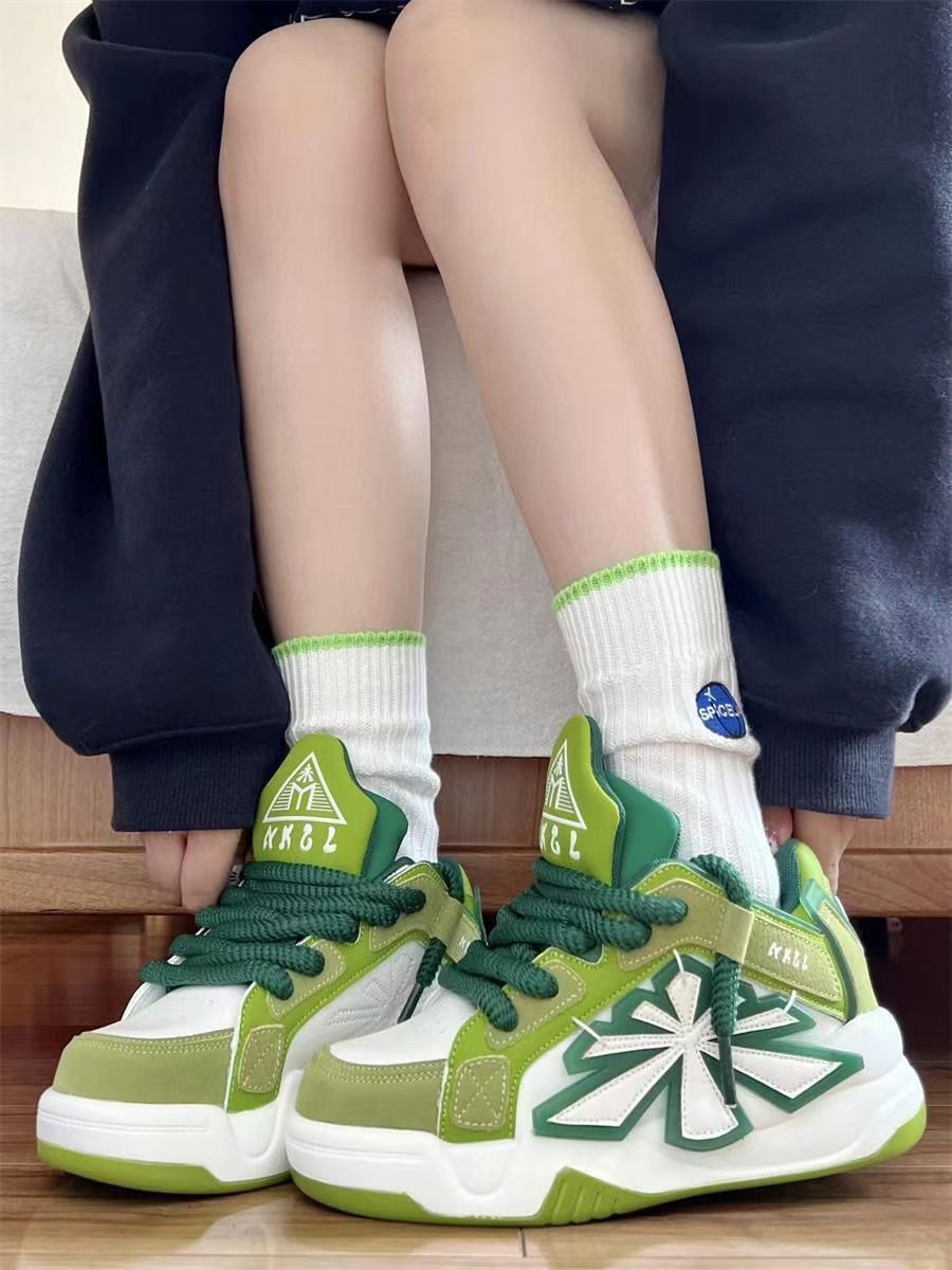 Chaussures à semelle épaisse