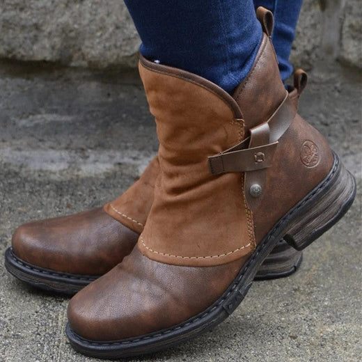 Chaussures Terra™ portées avec une tenue décontractée chic.