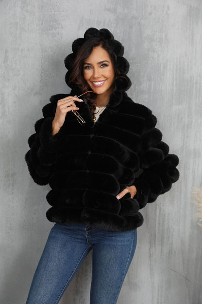 Veste courte à capuche rayée