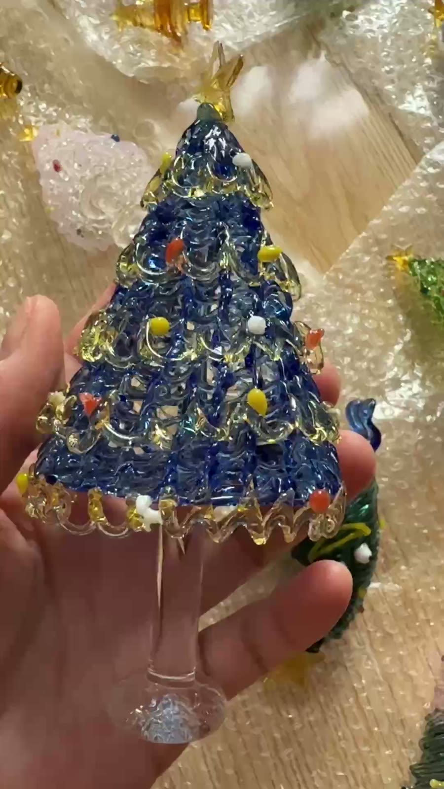 Ornamento per albero di Natale in vetro blu cobalto artigianale