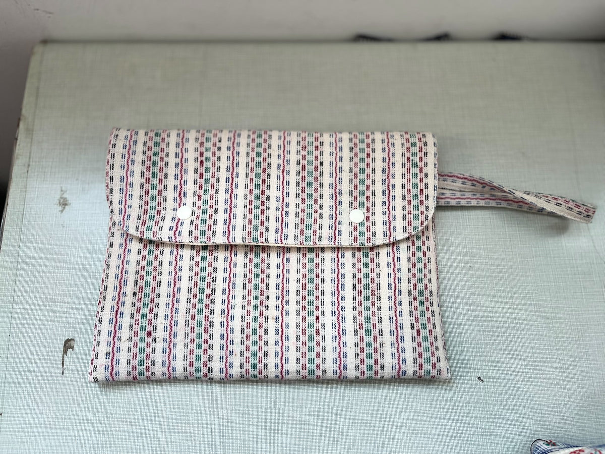 Housse de tablette plate en coton fait main avec pressions