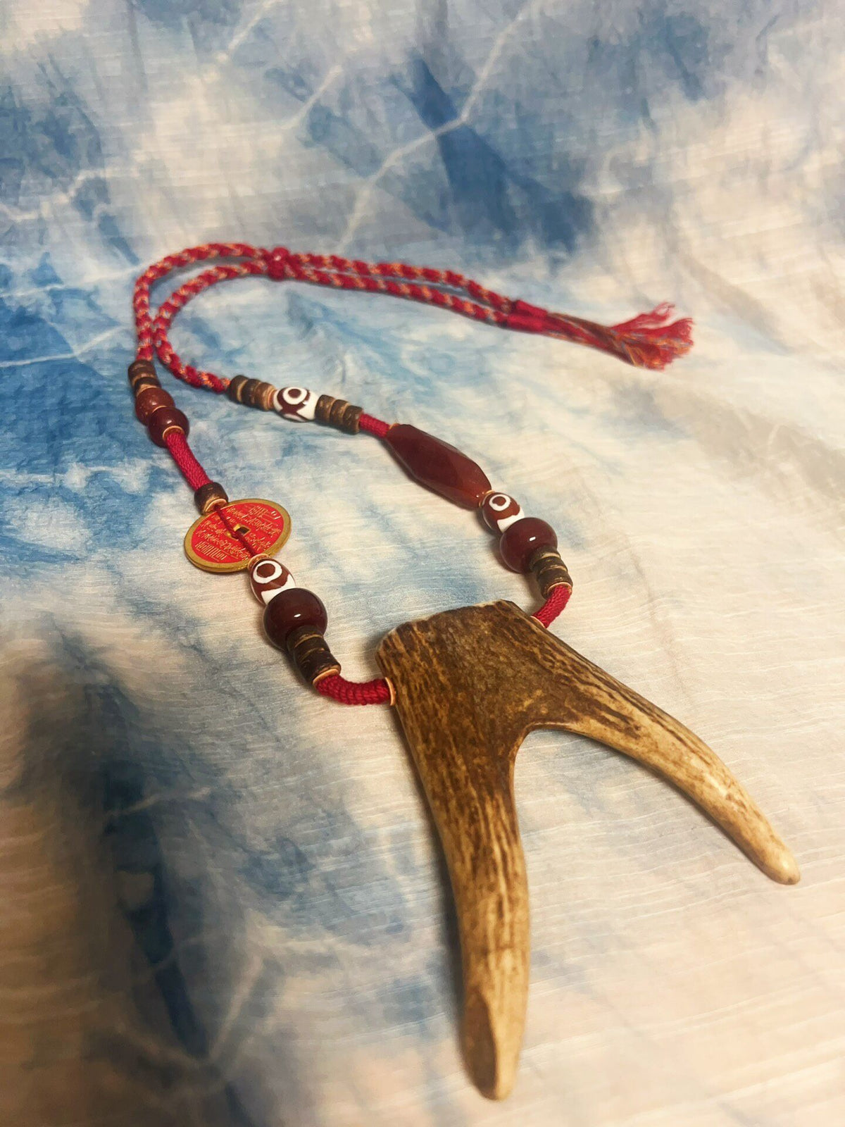 Handcrafted Deer Antler Necklace with Agate Beads