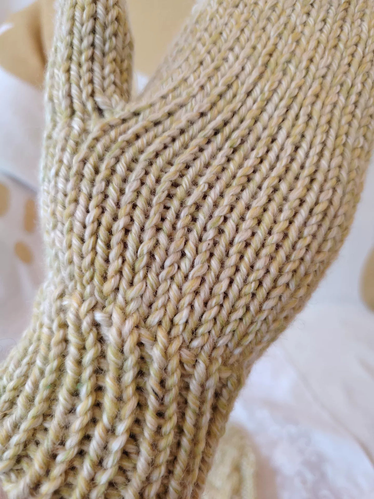 Gants sans doigts tricotés à la main avec torsades Aran