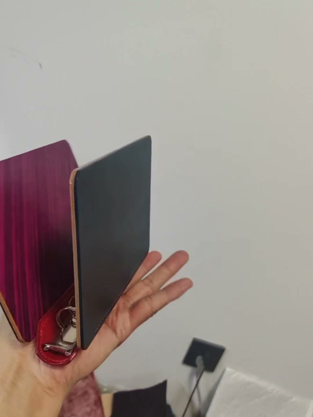 Handgjort omslag i läder för löslblad i A6