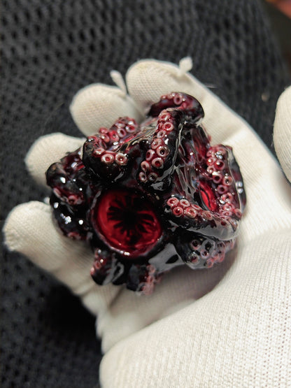 Cthulhu Abyss Dice - Glossy Black with Red Inlays and Tentacle Details