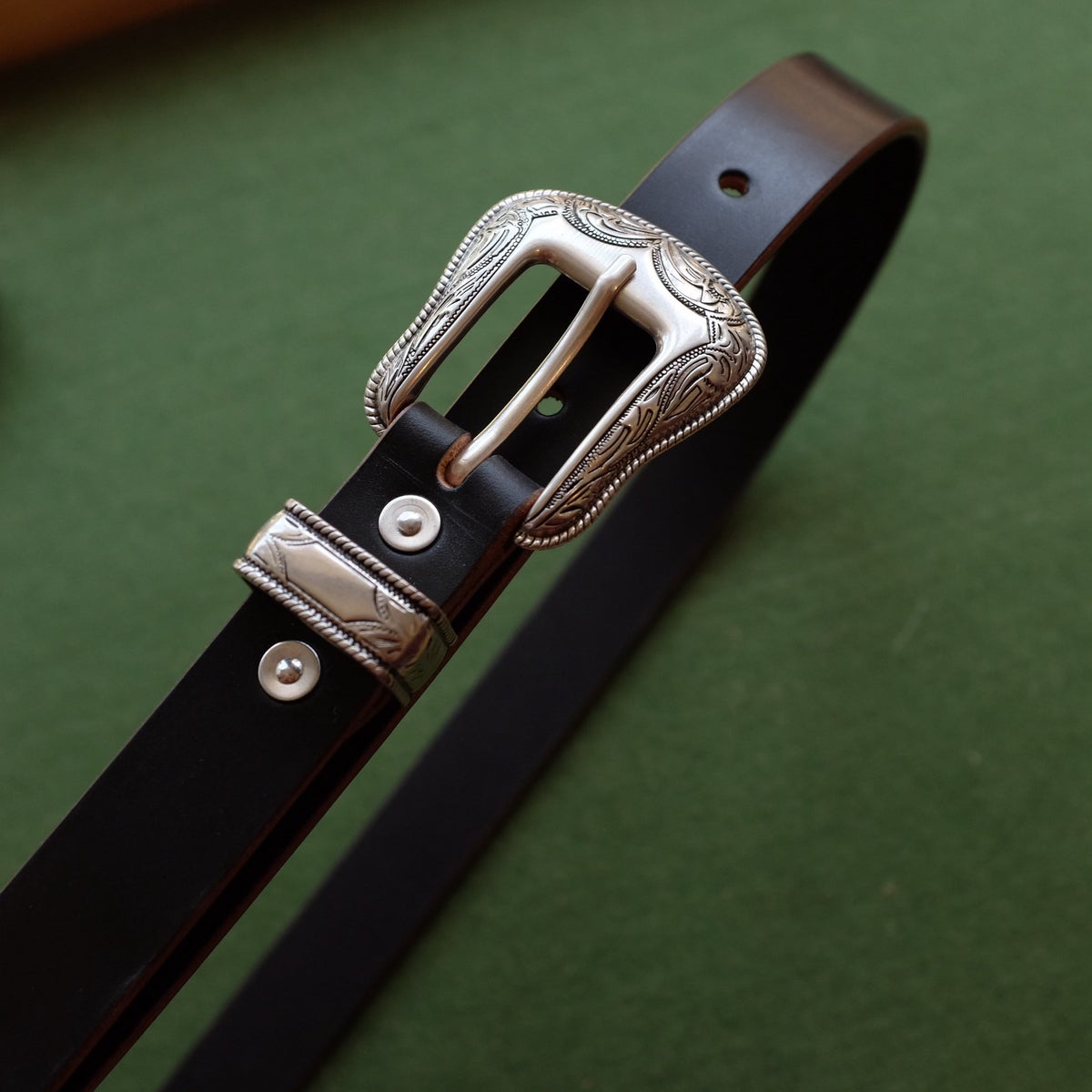 Tea Core Bridle Leather Belt Three Piece Set