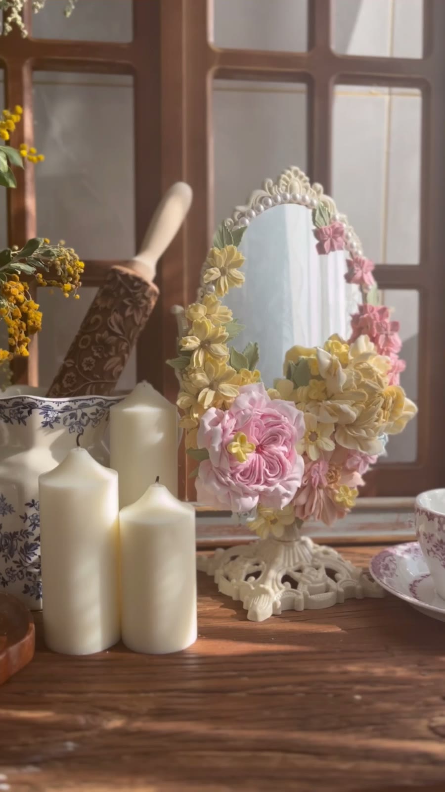 Clay Flower Decorated Oval Standing Mirror