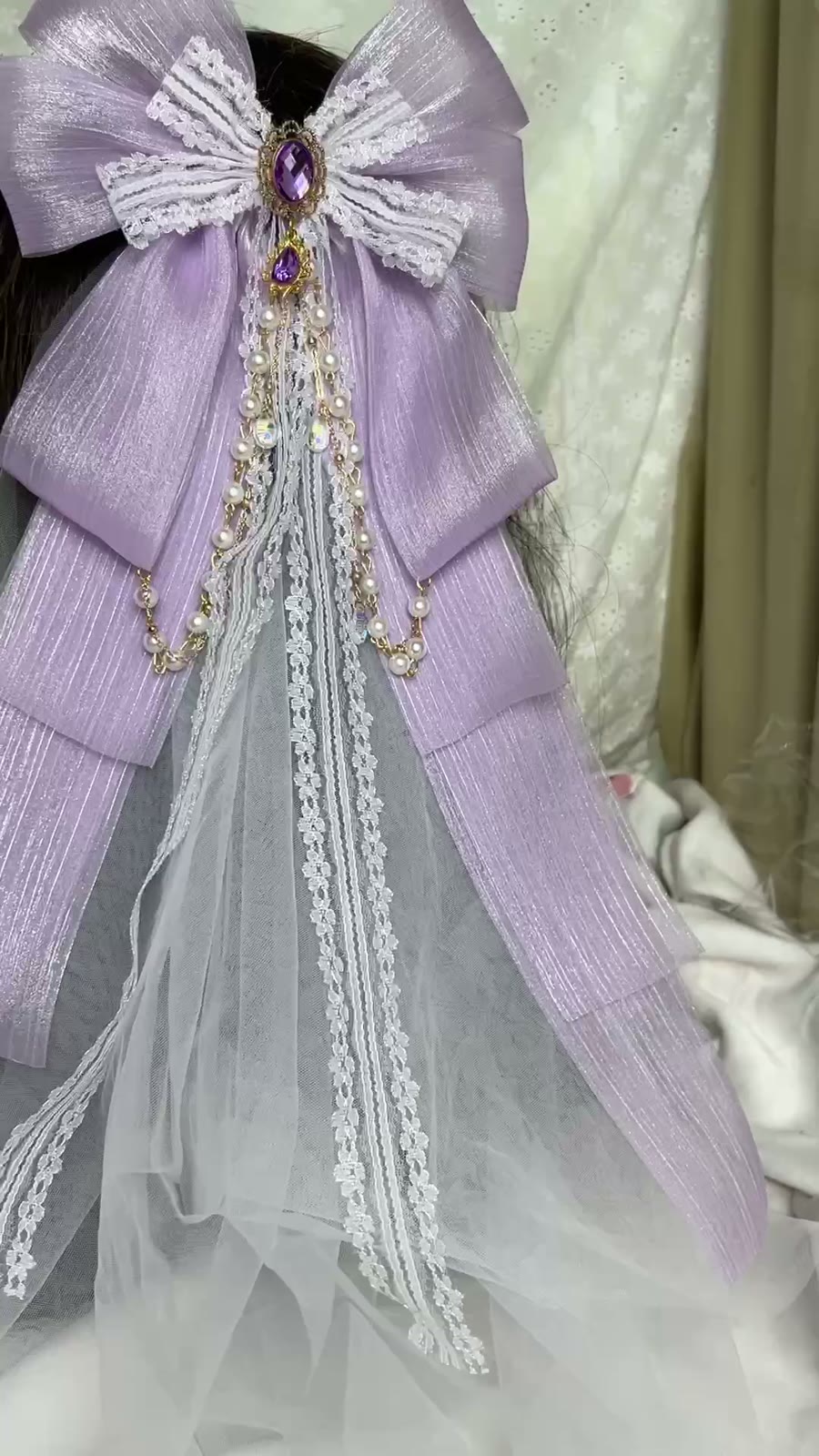 Accesorio de lazo de gran tamaño en color lavanda