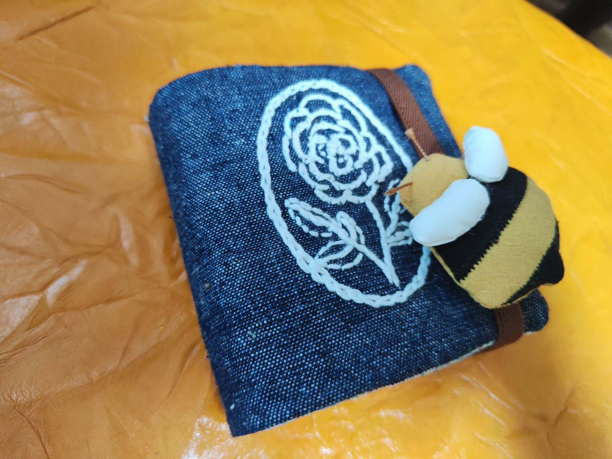 Kleines Sashiko Indigo Baumwoll-Journal