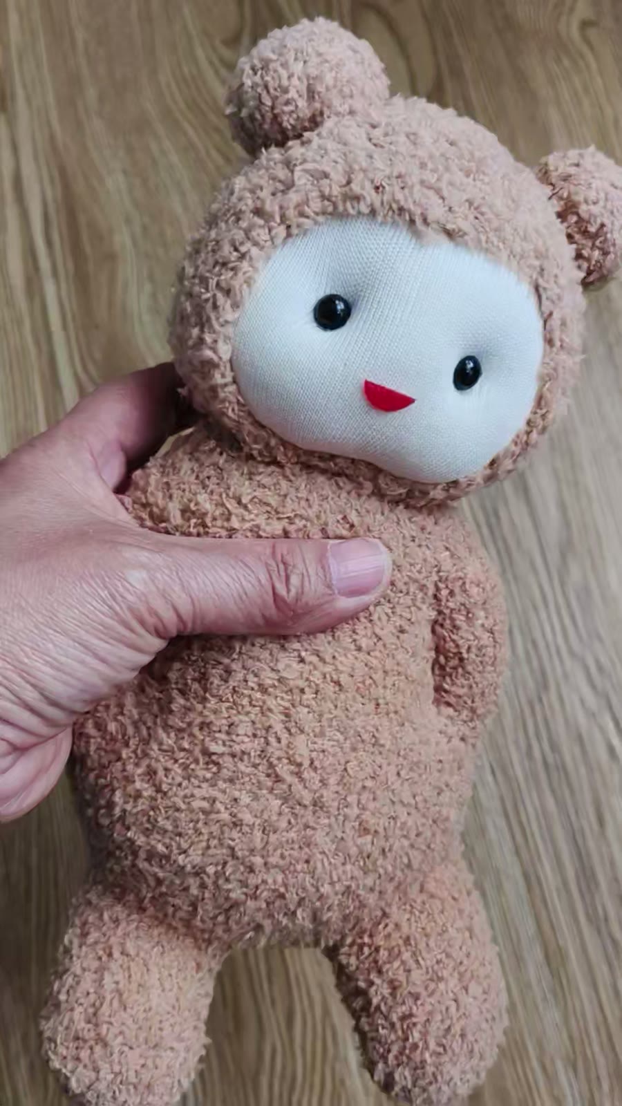 Handgakte Sokkenpop met Schuin Hoofd Knuffel
