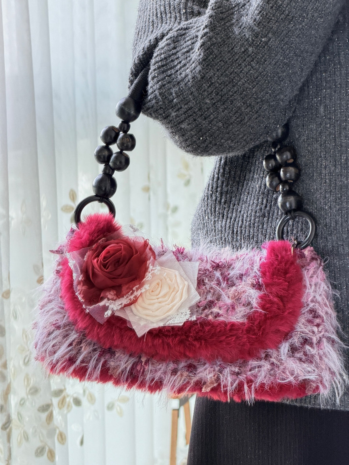ビーズハンドル付きハンドメイド クロシェ ハンドバッグ