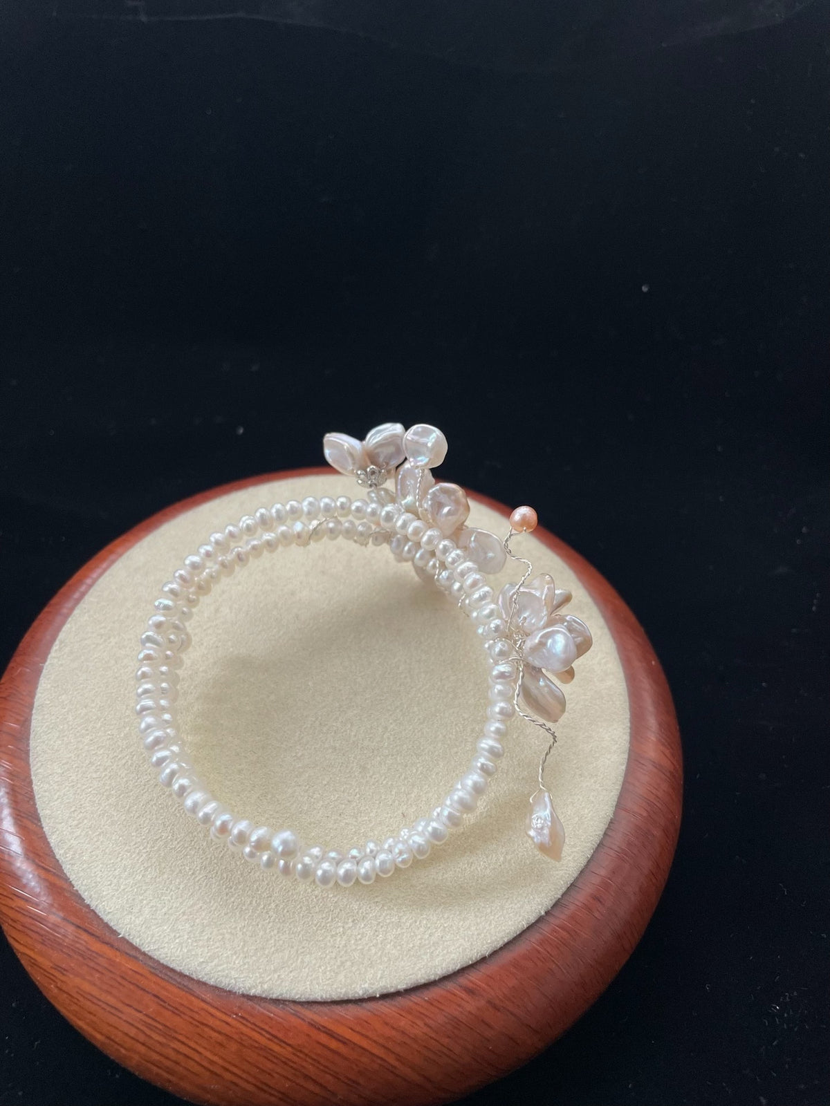Natural Pearl Double Loop Floral Bracelet