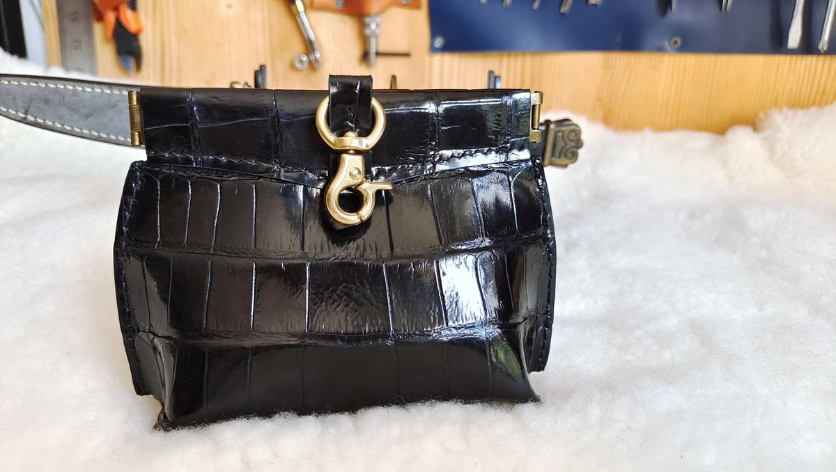 Estuche de colección en piel de cocodrilo negro hecho a mano