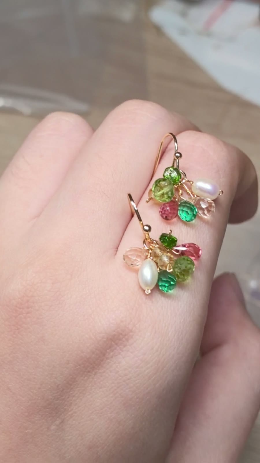 Brincos de Gota com Contas e Pérolas Multicoloridas