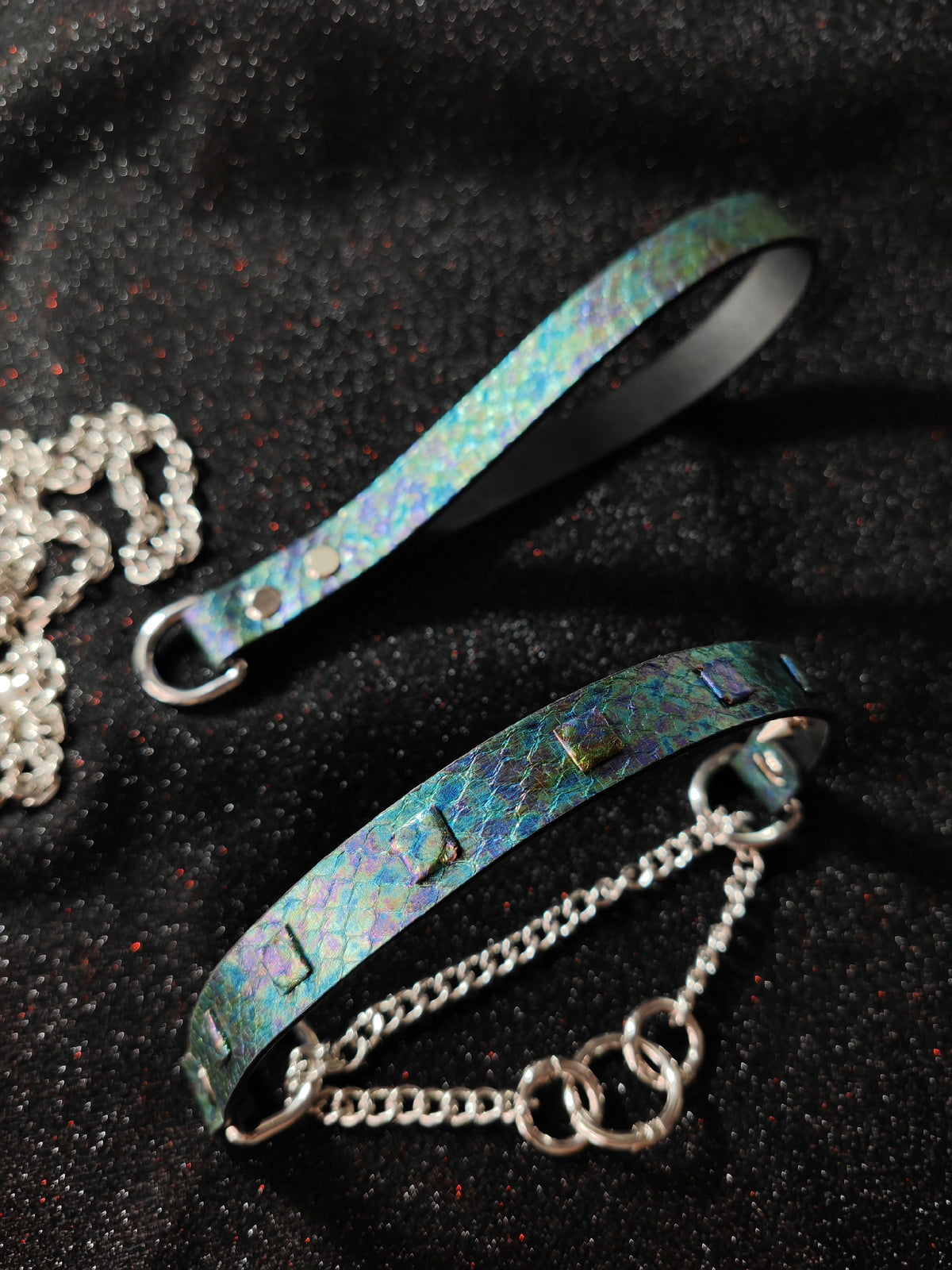 Collier pour animal effet peau de serpent bleu-vert