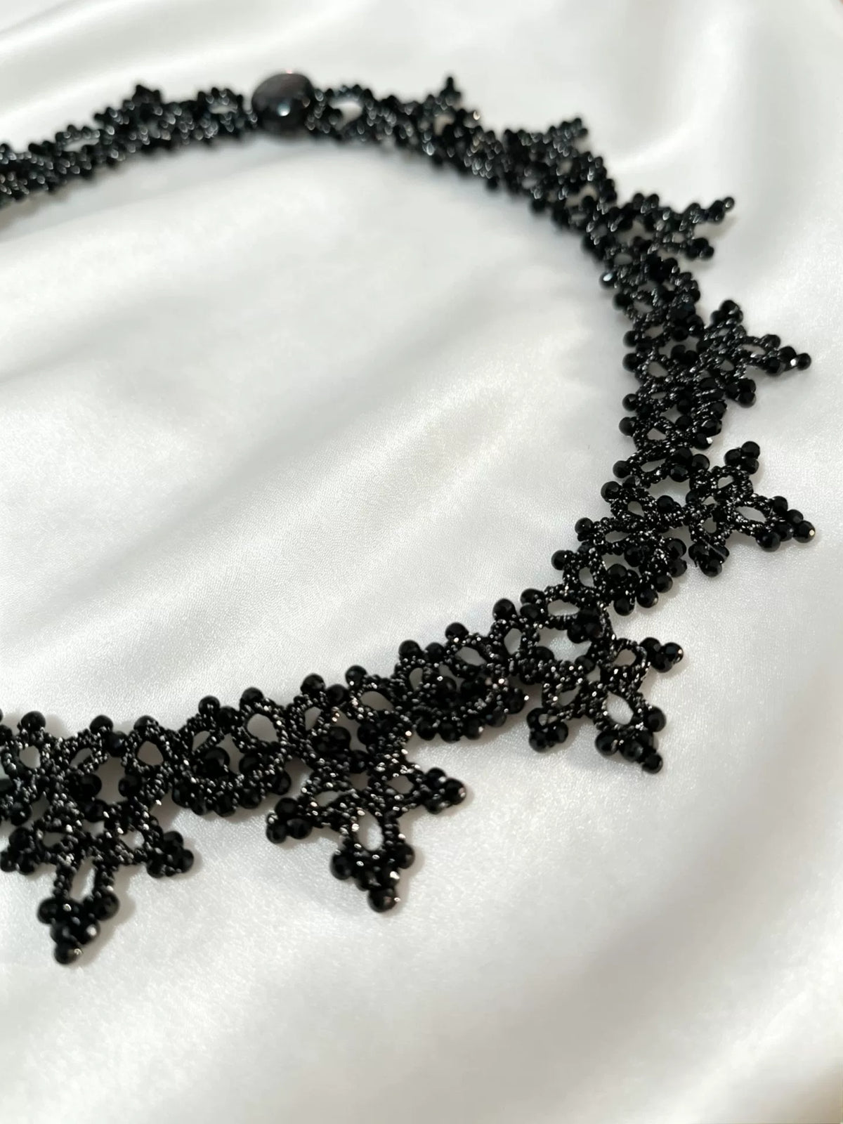 Parure Collana e Orecchini in Pizzo Chiacchierino Nero