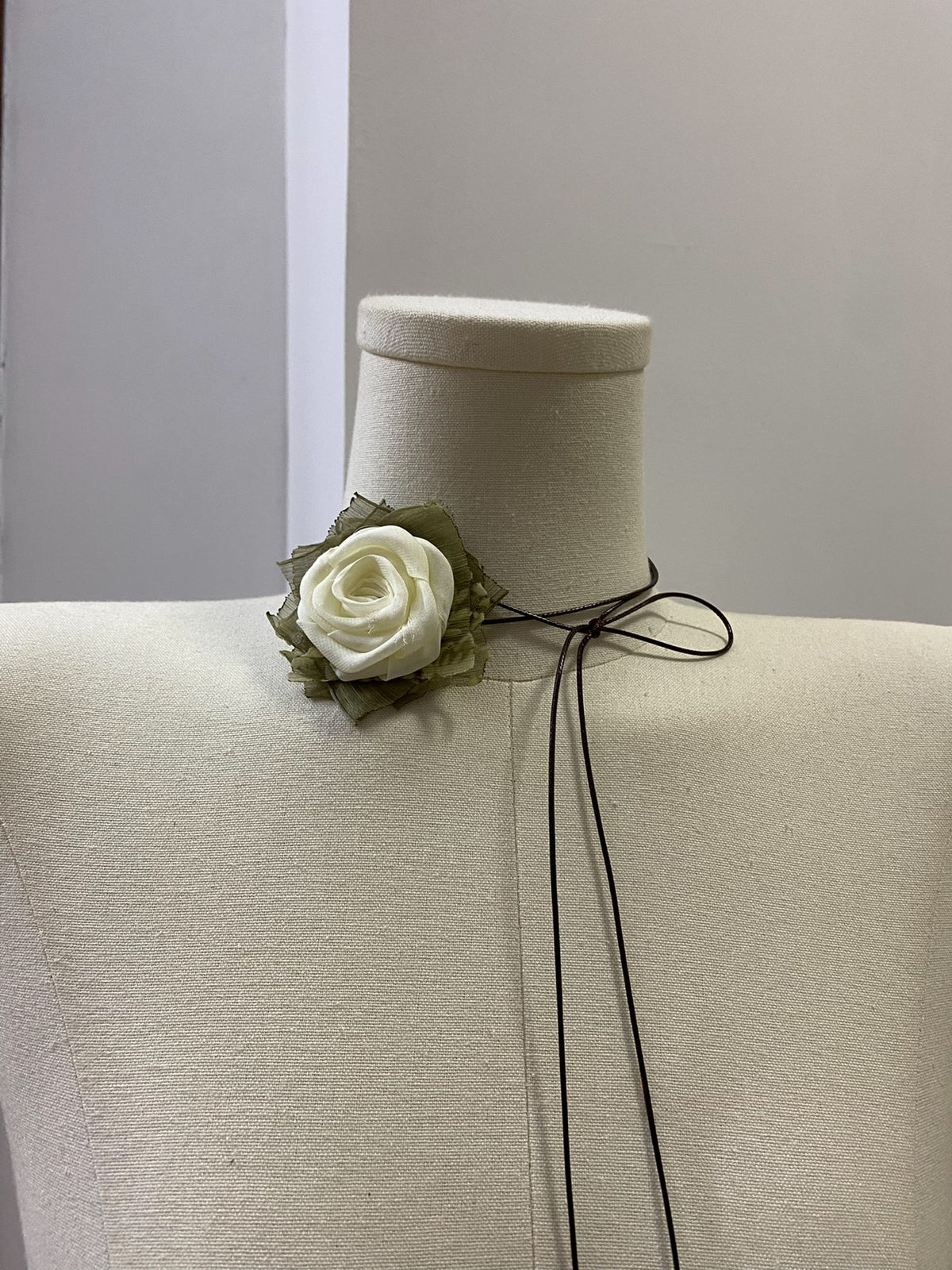 725627946516 - Image 4