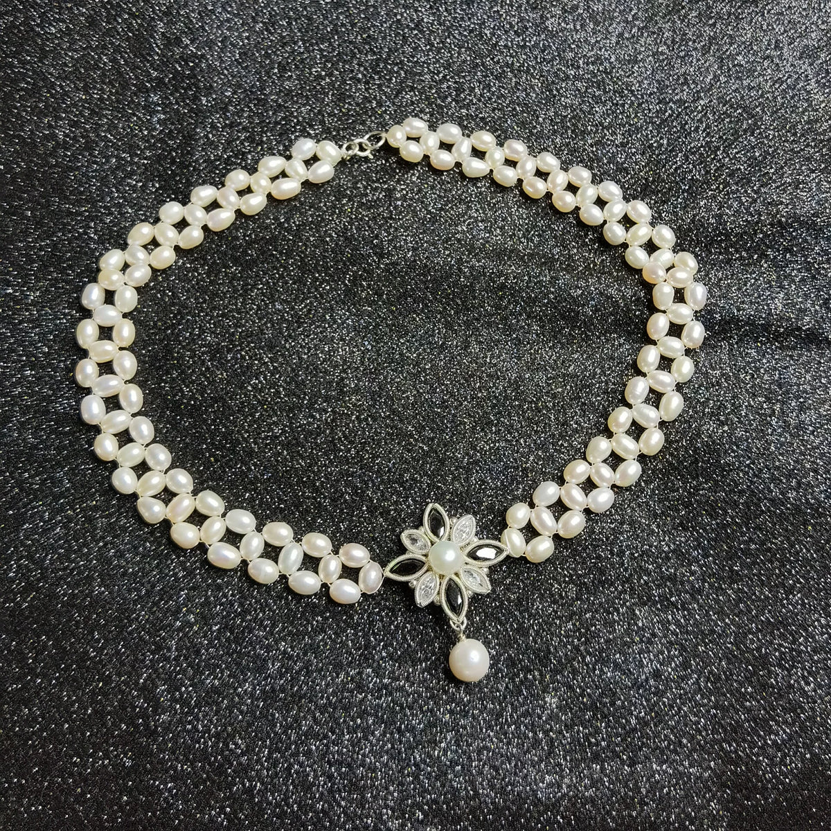 Collana con Perle e Onice Nera Wire Wrapped