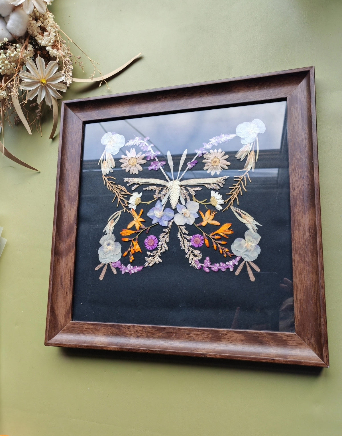 1004014160916 - Image 1