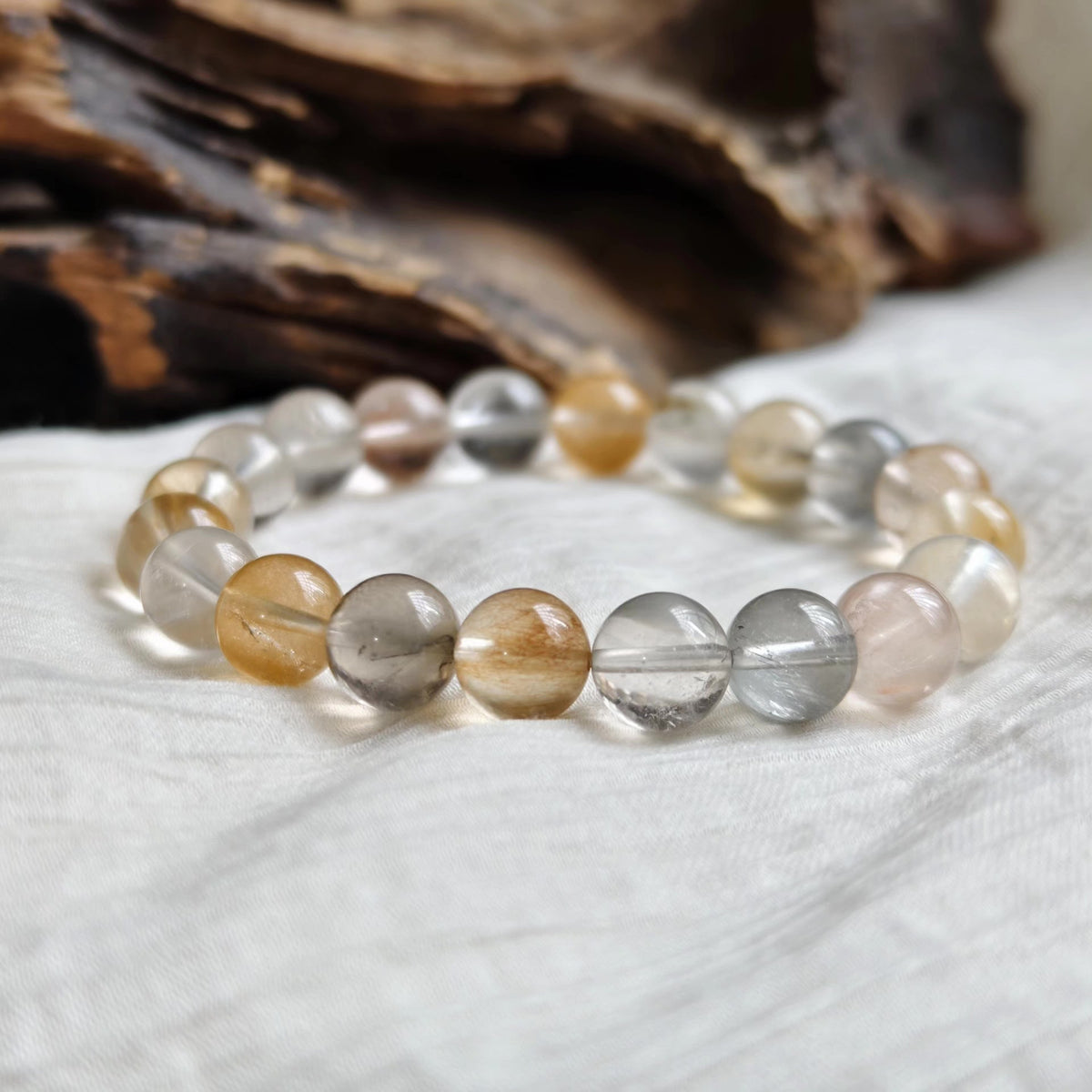 Rabbit Hair Quartz Beaded Bracelet 9.8mm