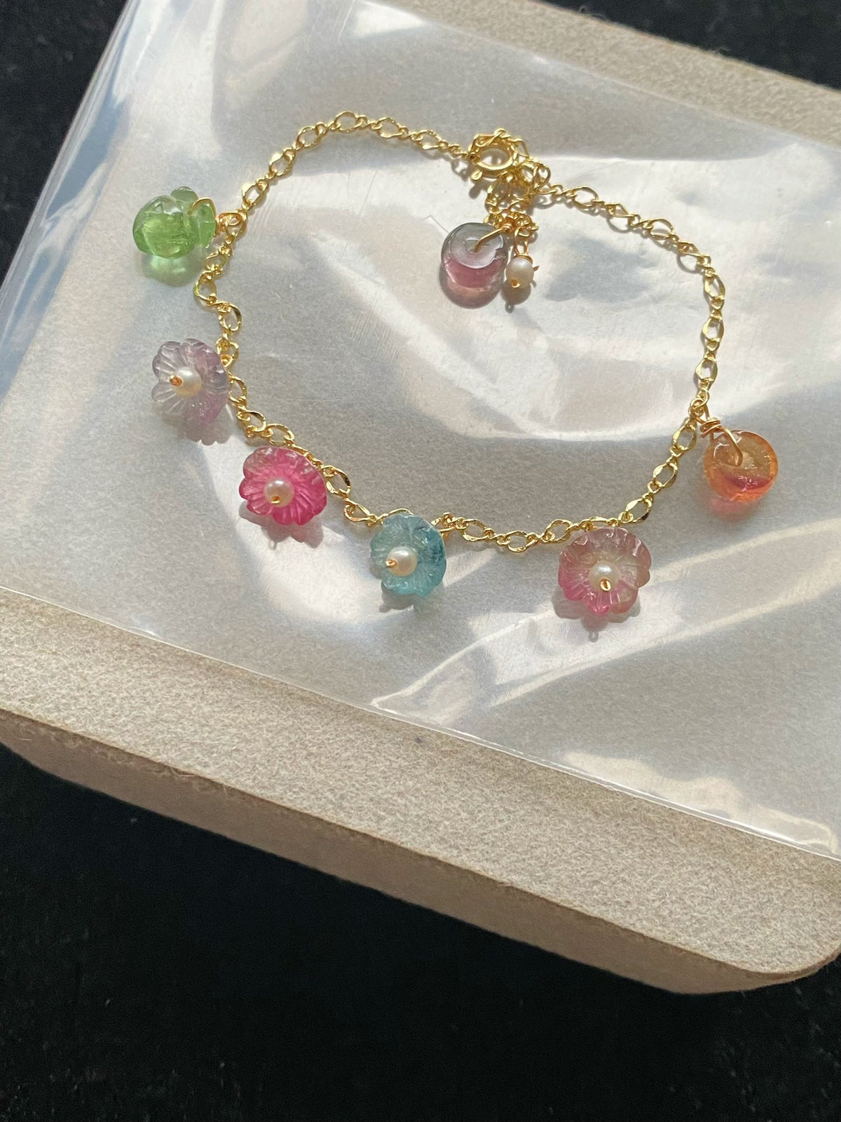 Bracelete de Charms de Flor de Turmalina